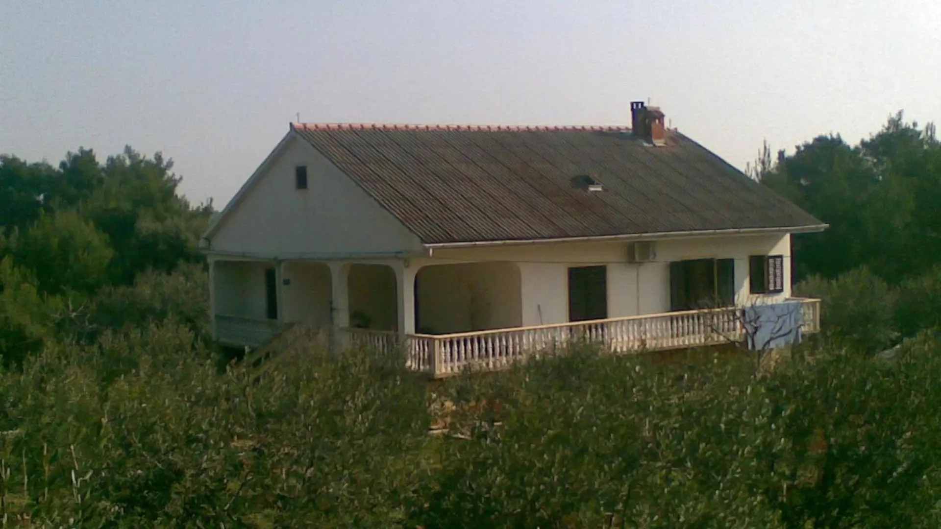 Apartment Geraeumige Ferienwohnung Mit Schoenem Garten Vir