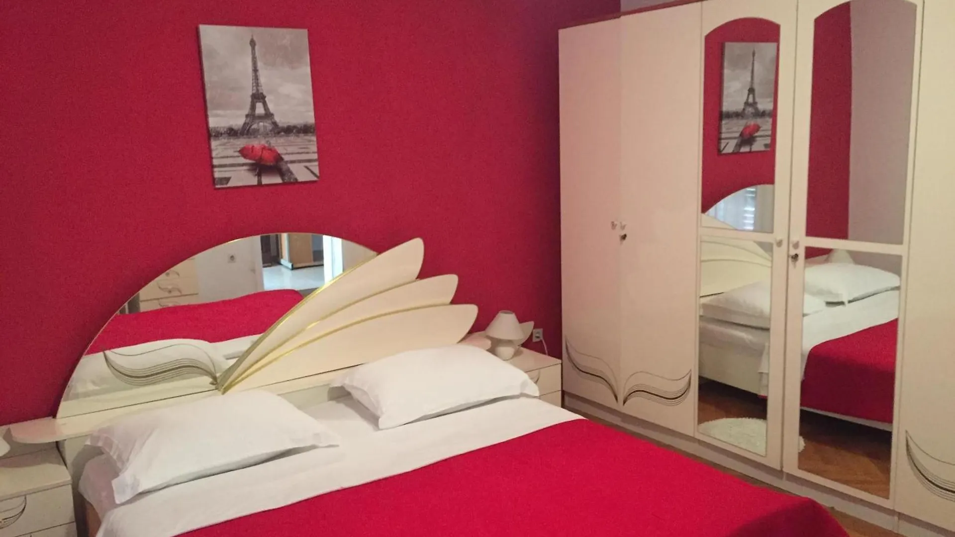 Geraeumige Ferienwohnung Mit Schoenem Garten Vir Apartment